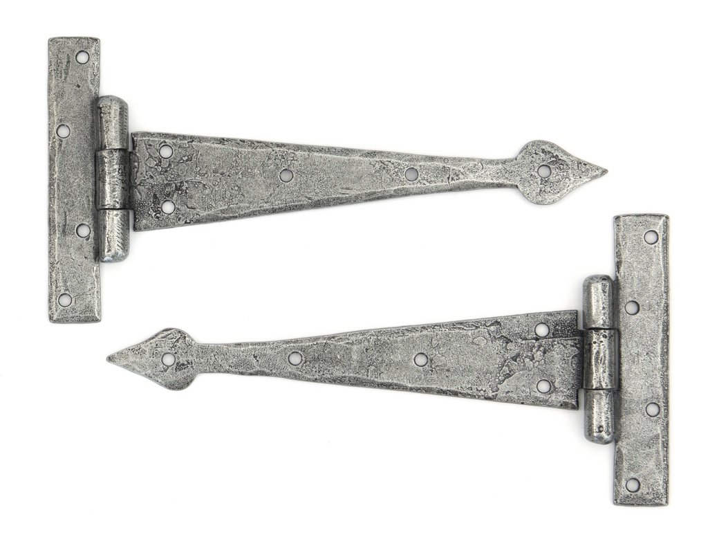 Pewter 9&quot; Arrow Head T Hinge (pair) in-situ