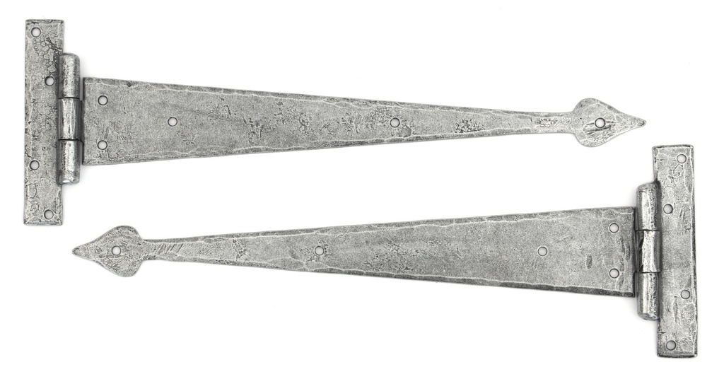 Pewter 15&quot; Arrow Head T Hinge (pair) in-situ