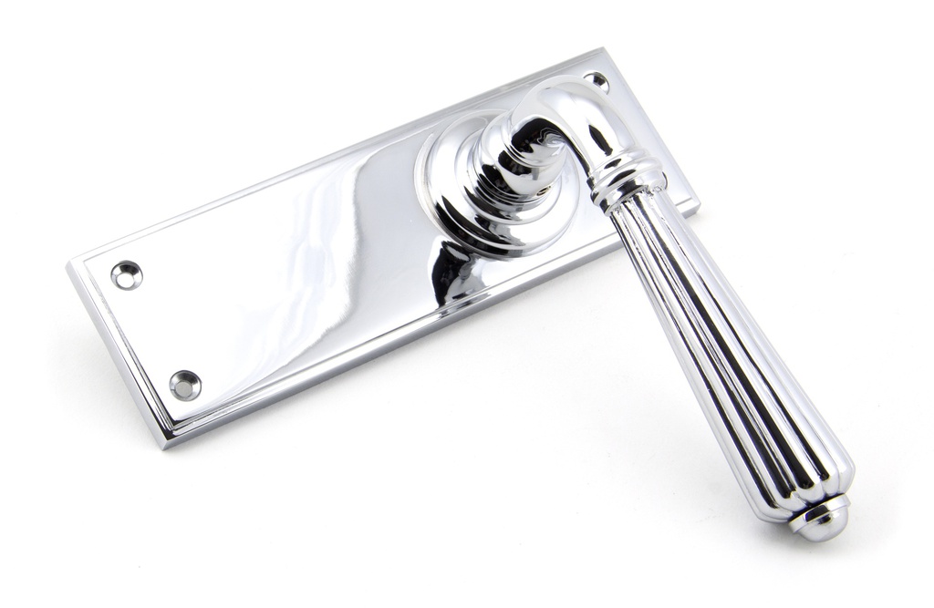 Polished Chrome Hinton Lever Latch Set in-situ
