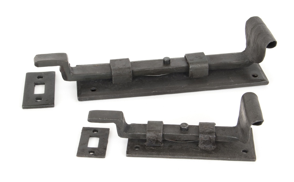 Beeswax 6" Cranked Door Bolt in-situ