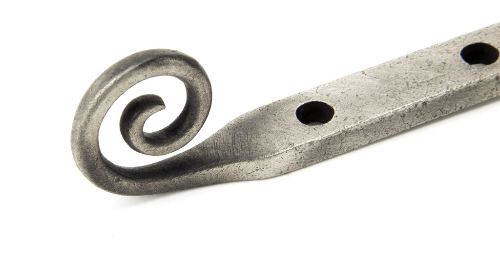 Antique Pewter 12" Monkeytail Stay in-situ