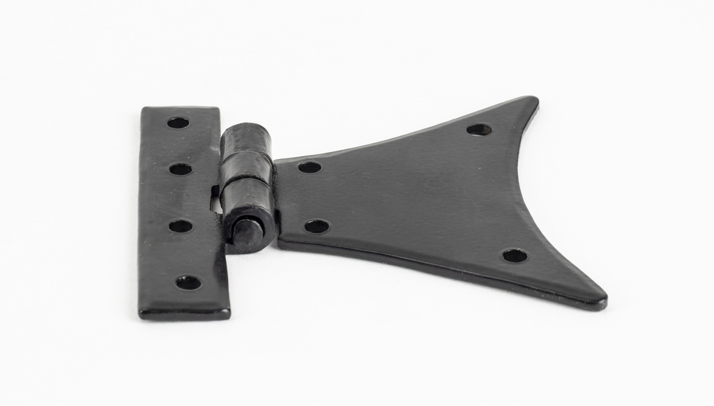 Black 3¼&quot; Half Butterfly Hinge (pair) in-situ