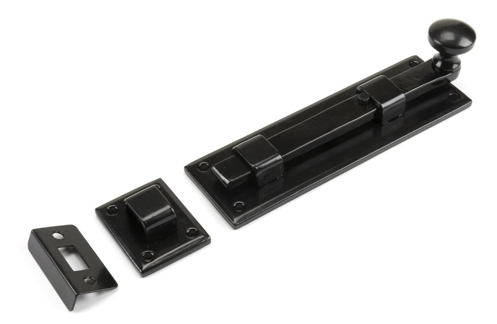 Black 6" Straight Knob Bolt in-situ