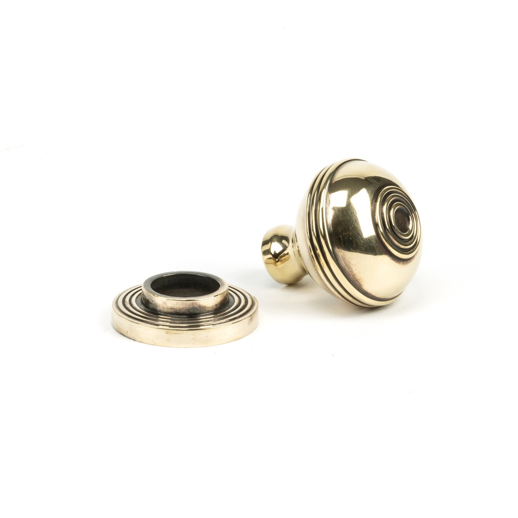 Aged Brass Prestbury Cabinet Knob 32mm in-situ