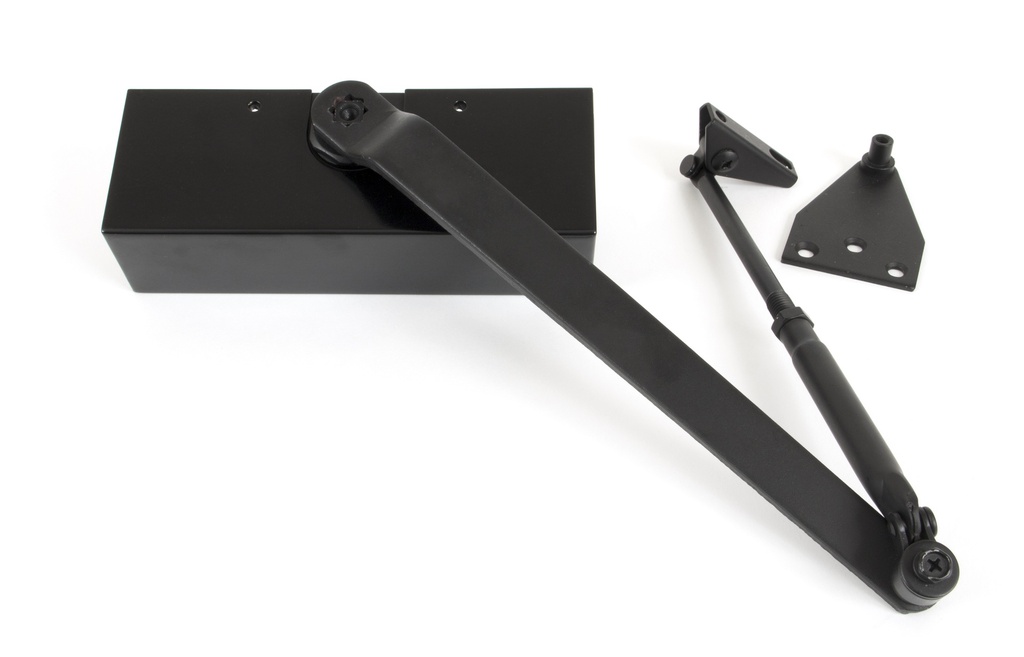 Black Size 3 Door Closer & Cover in-situ