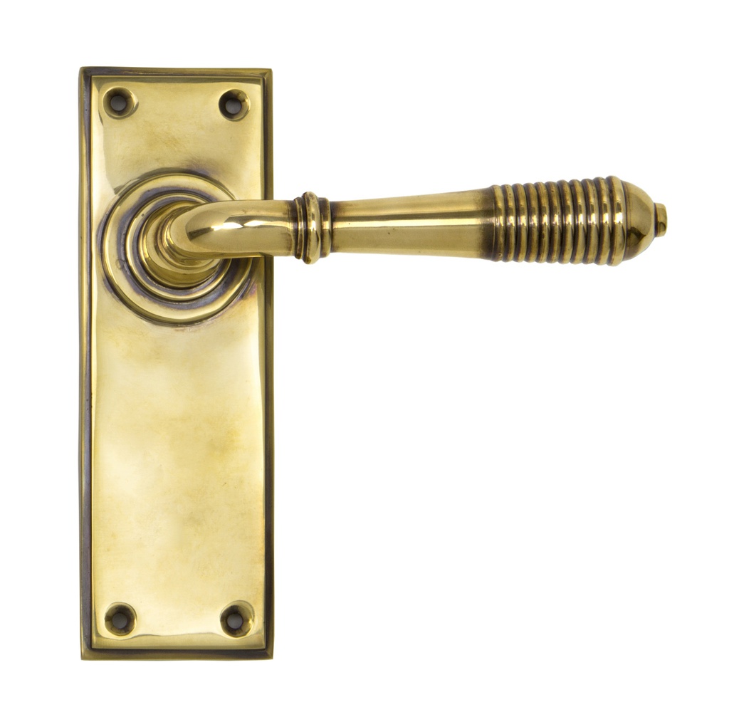 Aged Brass Reeded Lever Latch Set - 33083