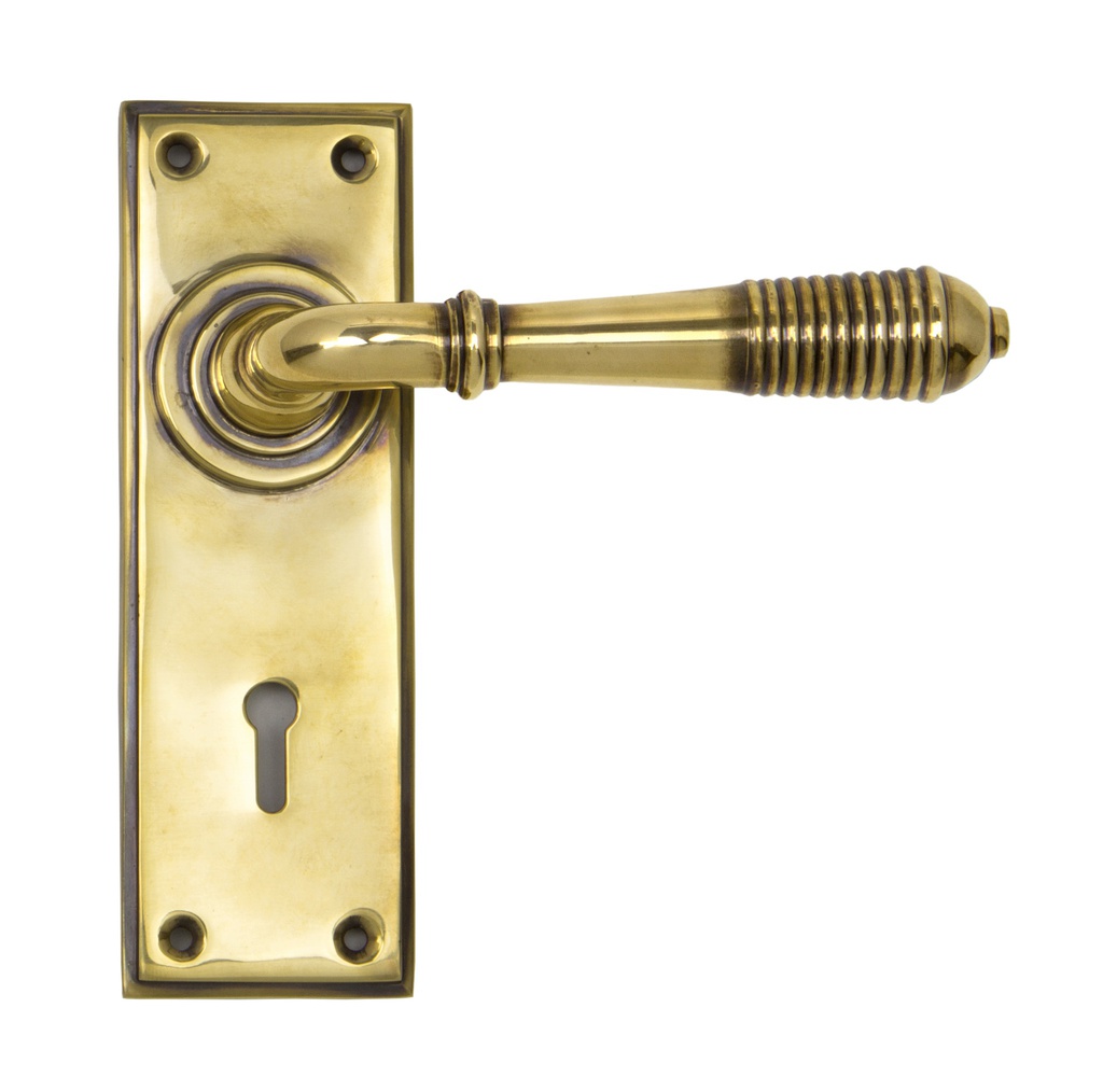 Aged Brass Reeded Lever Lock Set - 33040